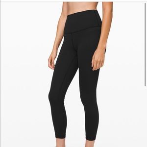 Lululemon wonder under 25”